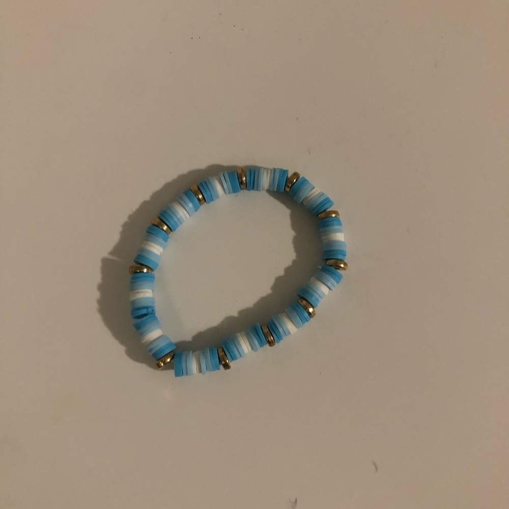 Blue clay bead braclett